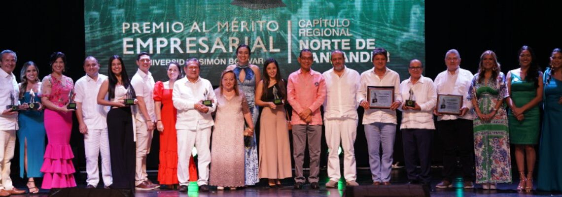 Premio al mérito empresarial Universidad Simón Bolivar Colombia MediaCubix Eventos
