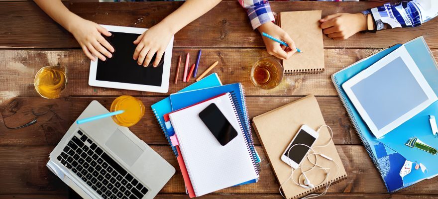 Los dispositivos móviles para el trabajo y los beneficios mediacubix